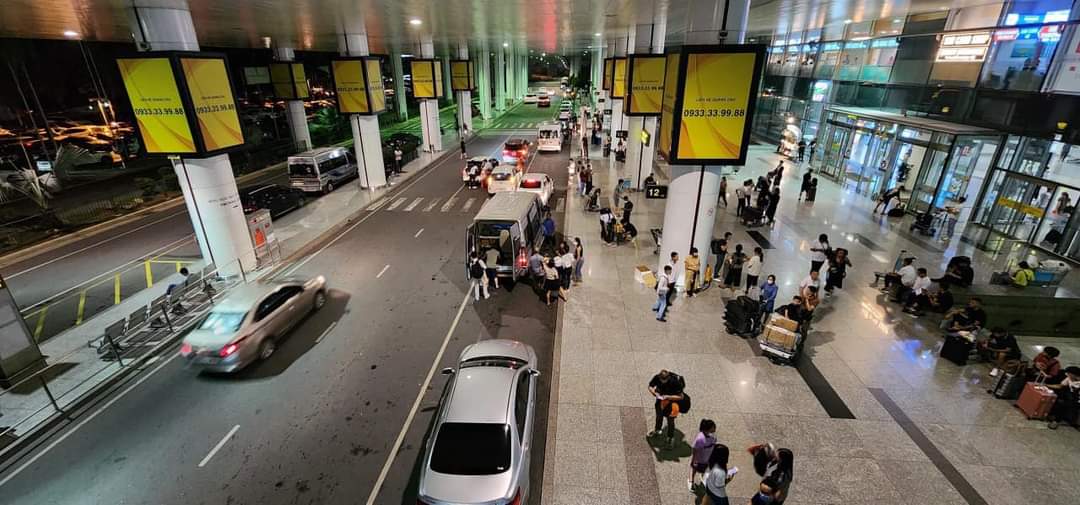Nhóm Zalo chạy xe sân bay